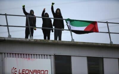 Palestine Action Occupy Roof of Leonardo Arms Factory in Southampton